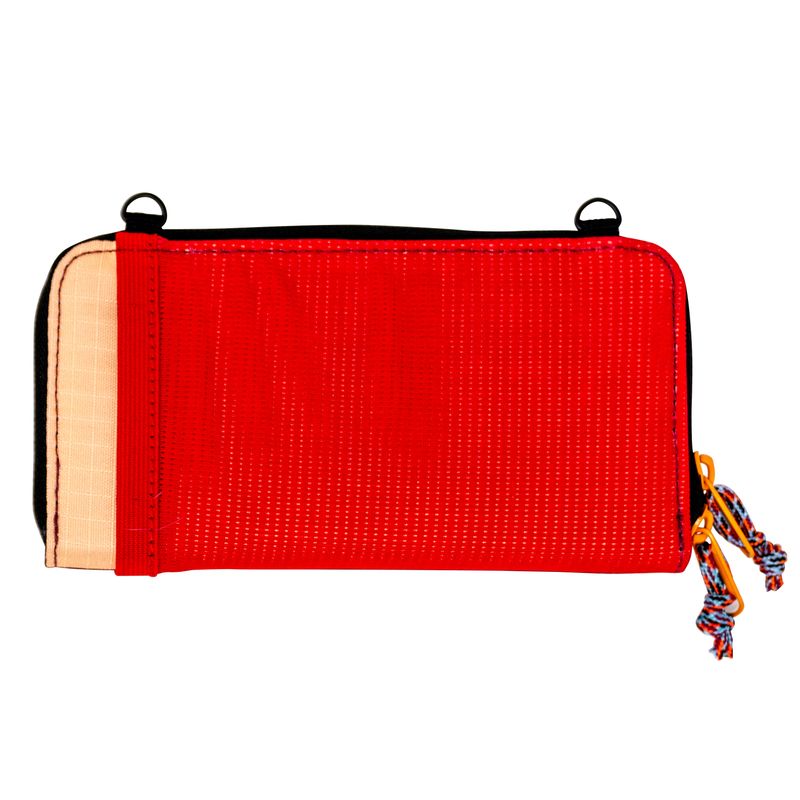 sku:18833373 Nomad Brick Back #color_brick