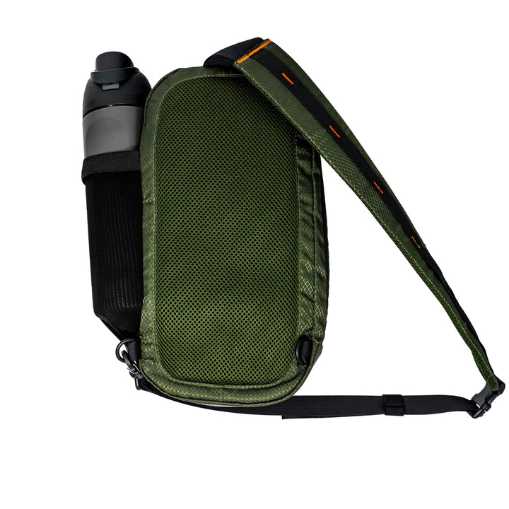 sku:54431122 Daytripper Sling Olive Back #color_olive