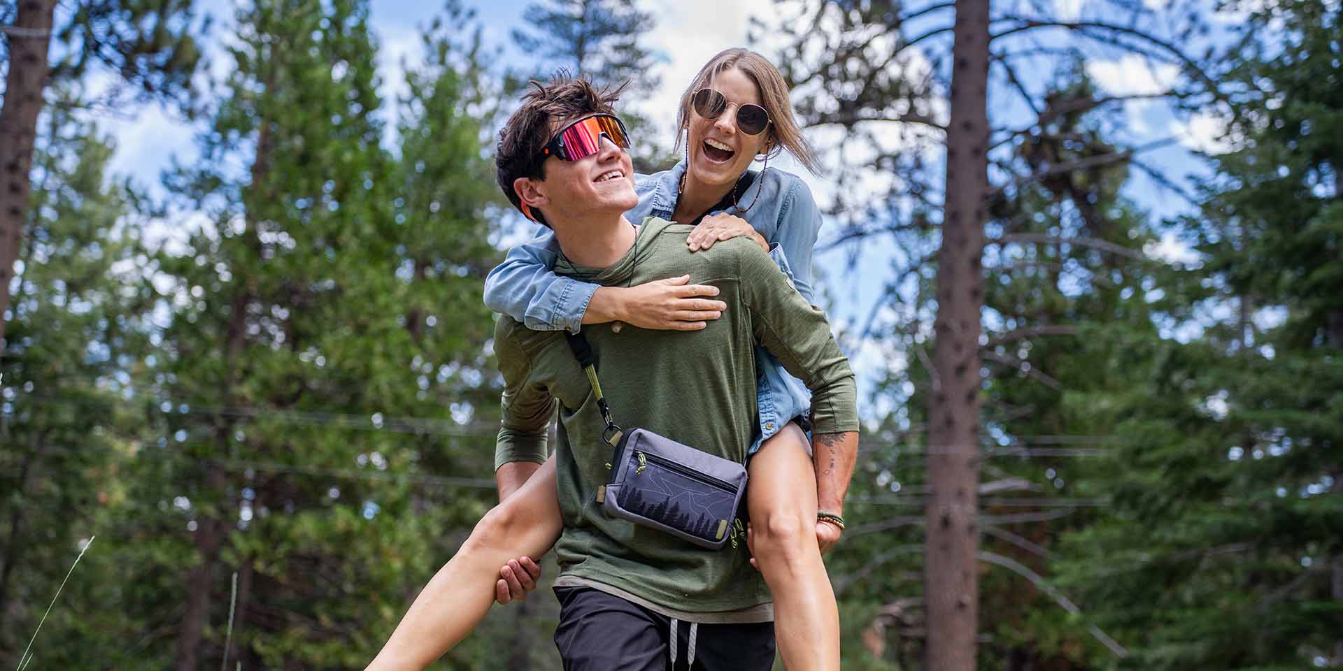 Rover Cross-Body Bag lifestyle: rover crossbody bag lifestyle main