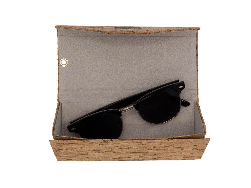 Cork folding case with glasses